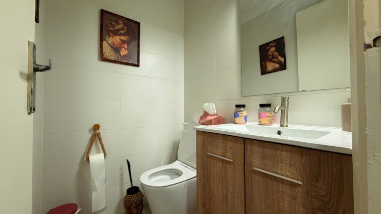 WhatsApp Image 2025-12-16 at 19.32